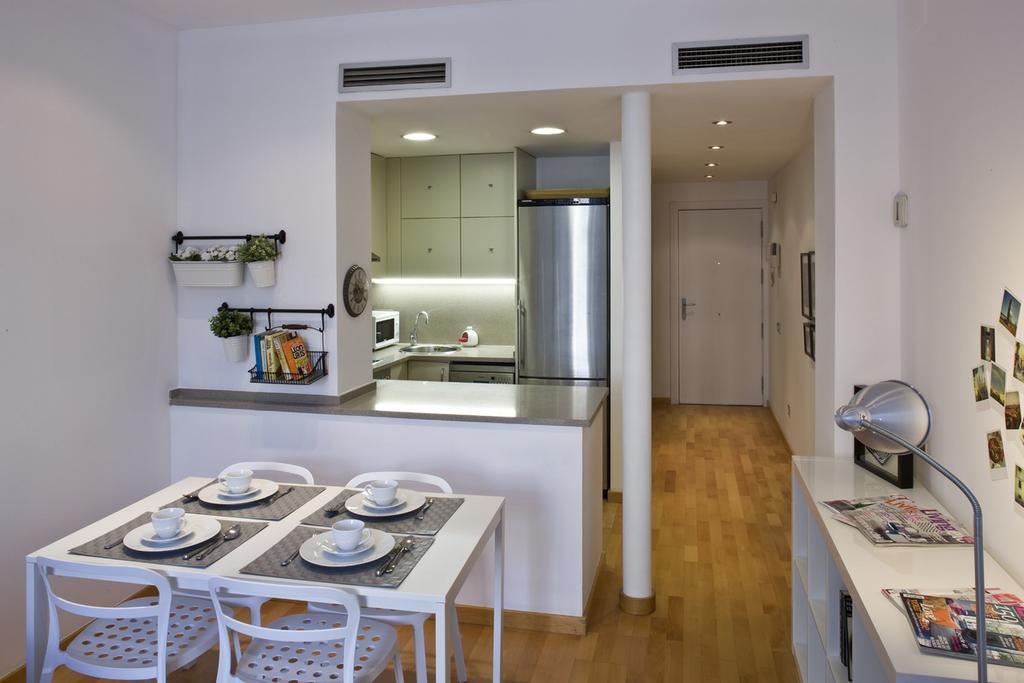 Flateli Lluria Barcelona Værelse billede