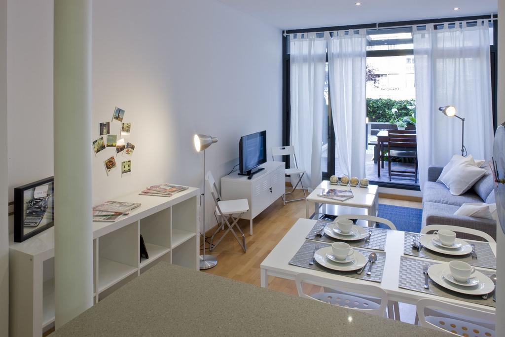 Flateli Lluria Barcelona Værelse billede